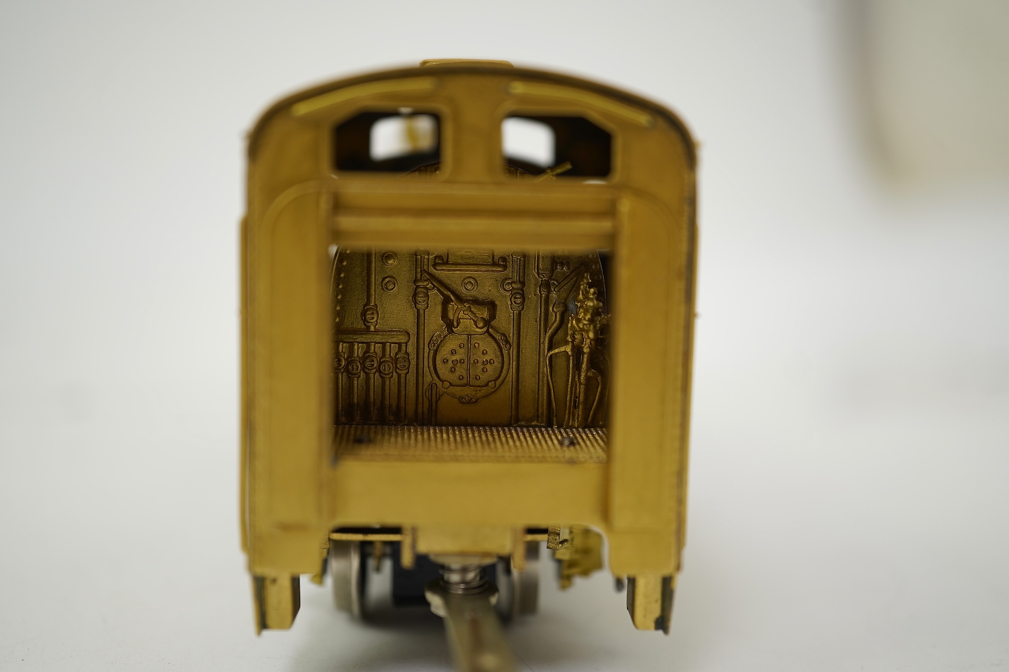 A boxed HO gauge VH Scale Models unpainted brass model of Canadian Pacific Railway 1-1a, 2900, 4-8-2 locomotive with bogie tender, powered for two rail operation.